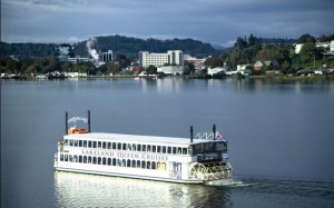 Lakeland Queen Cruise | Palm Court Rotorua